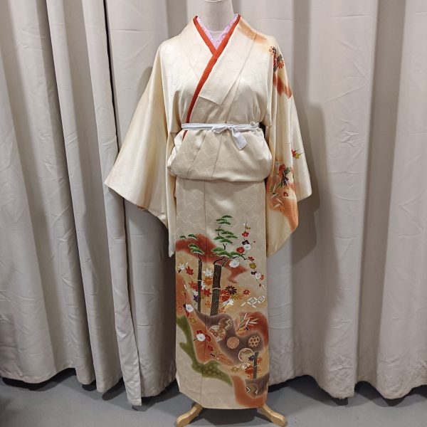 JAPANESE Traditional Kimono Houmongi Female Yellow Free Size for Rent - Image 3