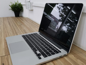 Immediately Available Apple MacBook Pro 13-inch For Rent