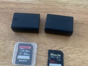 A6400 battery and memory card